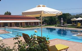 Androulakis Apartments
